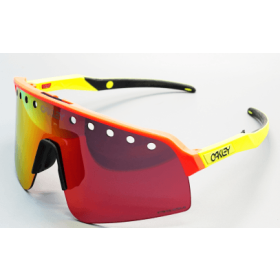 OAKLEY Sutro Lite Sweep Yellow Sunglasses