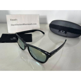 Oakley frogskins sunglasses black color