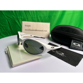 Oakley Men's Prizm&acirc;&cent; Eye Jacket&acirc;&cent; Redux 58mm Oval Sunglasses
