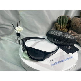 Oakley Unisex Valve Black Frame Gray Lens Rectangular 60mm Sunglasses