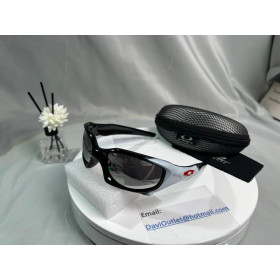 Oakley Pit Boss sunglasses Silver Black frame Silver Lenses