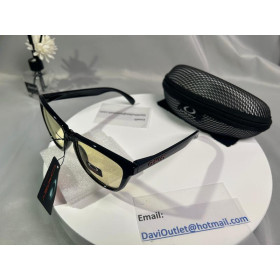 Oakley Black Frogskins Sunglasses Clear Yellow Lenses