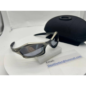 Oakley Splice Sunglasses Matte Black Gunmetal Frame Polarized Gray Lenses