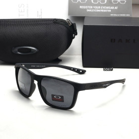 Oakley 3067 Fashion Trend Luxury Outdoor Sports Colorful Black Polarized Sunglasses Gray Lenses