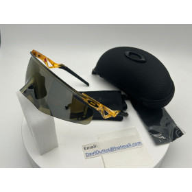 Oakley QNTM Kato Sunglasses 9481D Trans LT Curry Prizm 11