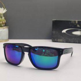 Oakley Holbrook Sunglasses Matte Black Frame Polarized Ruby Lenses