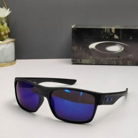 Oakley TwoFace Sunglasses Matte Black Frame Prizm Deep Blue Polarized Lenses