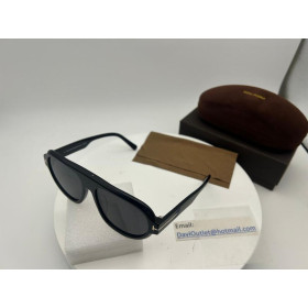 Tom Ford FT1102 BLAKE-02 01A Pilot Sunglasses Black Frame Gray Lenses